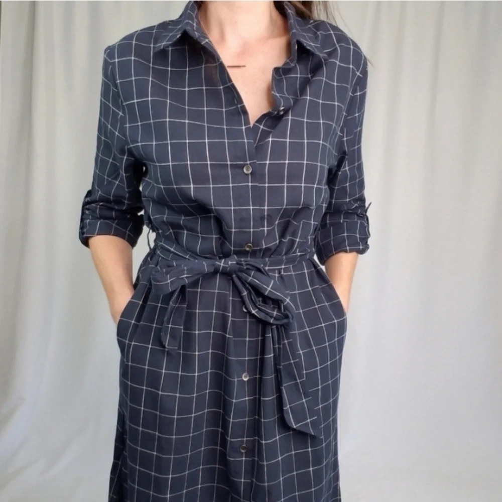 Dress Forum Navy Blue and White Windowpane Midi Shirt Dress Size Small - Picture 1 of 5
